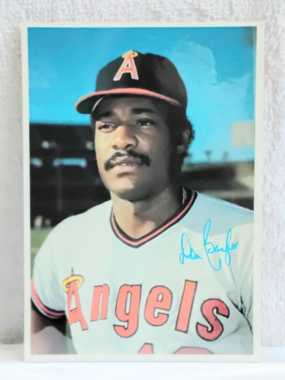 3/$25 VG/E 1980 Topps 5" x 7" Don Baylor Jumbo MLB Signature Card 9!!